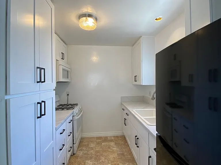1008-1016 Atlantic Ave — Photo 6
