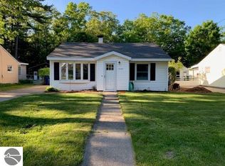 1235 Hannah Ave, Traverse City, MI 49686