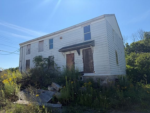 4th image of 4 Front St