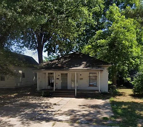 125 W Davis St #127 Photo 1
