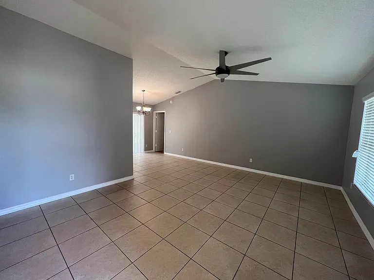 5165 Formby Dr — Photo 10