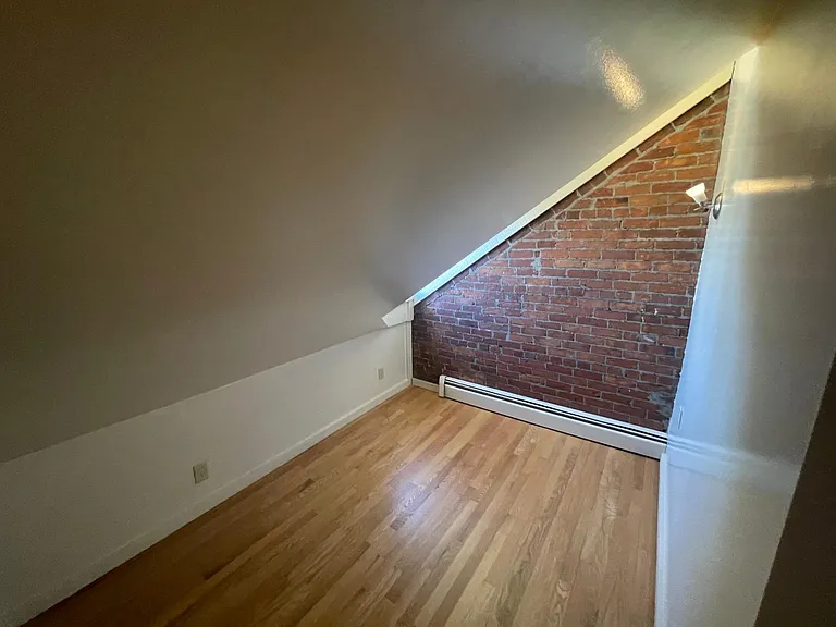 827 W Wayne St #3 — Photo 8
