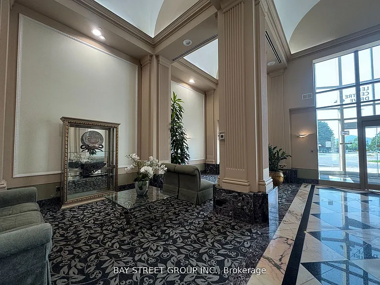 1 Lee Centre Dr #Penthouse 206 — Photo 3