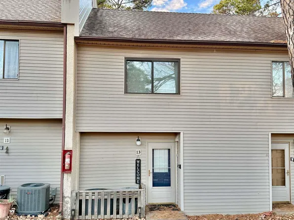 104 Chelsea Dr APT 13, Fairfield Bay, AR 72088