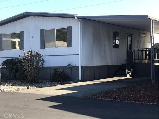 1st image of 204 Elm Pkwy