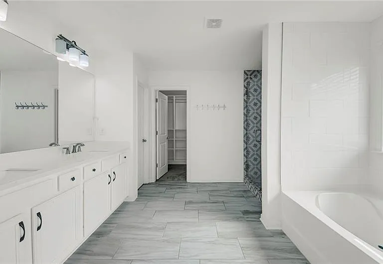 4795 Bellehurst Ln — Photo 20