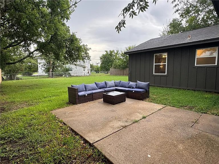 727 Mary Lake Dr — Photo 31