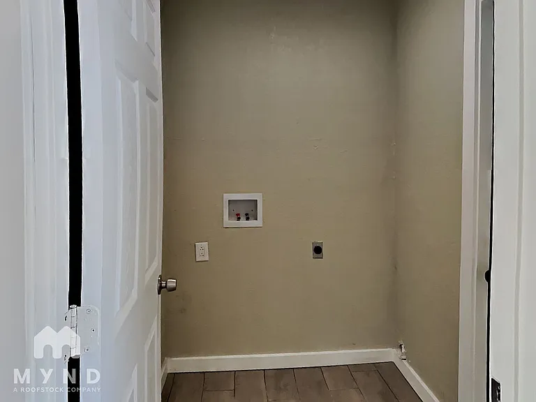 3732 Farm Field Ln — Photo 14