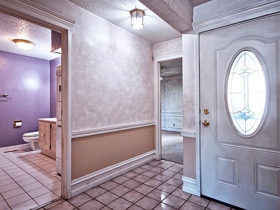 3rd image of 18133 Stoneridge St APT E