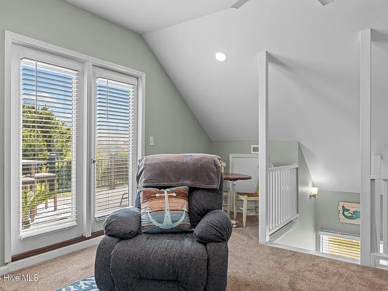 125 Pelican Dr — Photo 37