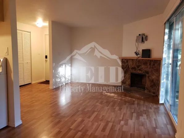 3206 Pine Rd #D2, Bremerton, WA 98310