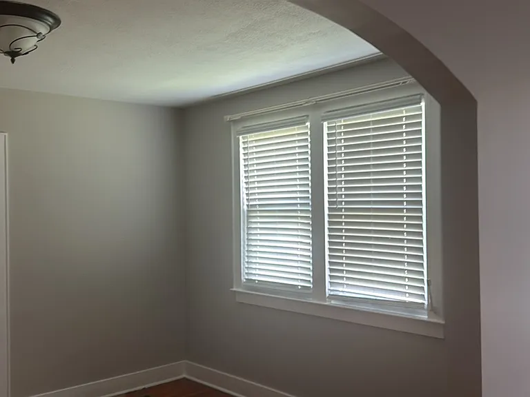 2403 Bowling Green Rd — Photo 5