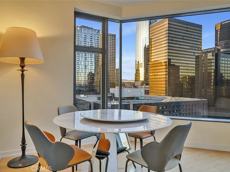 801 S Grand Ave #1305 — Photo 3