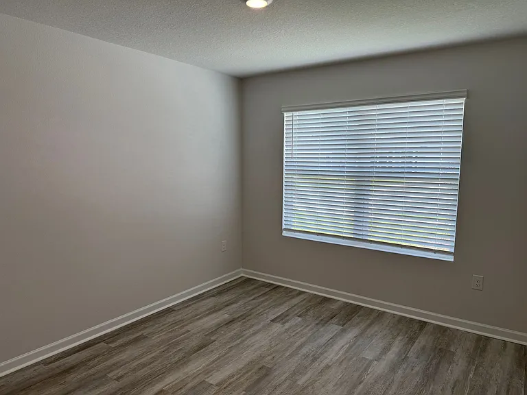 6341 Firefly Dr — Photo 5