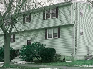 5 6th Division, Herndon, VA 20171