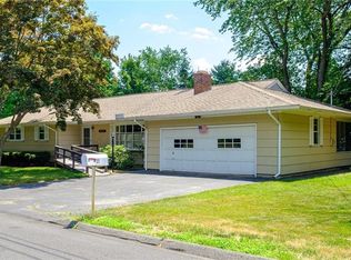 21 Farmstead Rd, Bristol, CT 06010