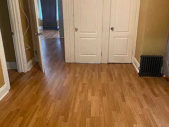 3rd image of 719 S 15th St #5C