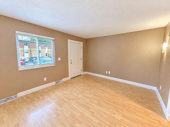 3rd image of 10021 W 52nd St
