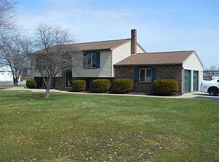 14601 Dohoney Rd, Defiance, OH 43512