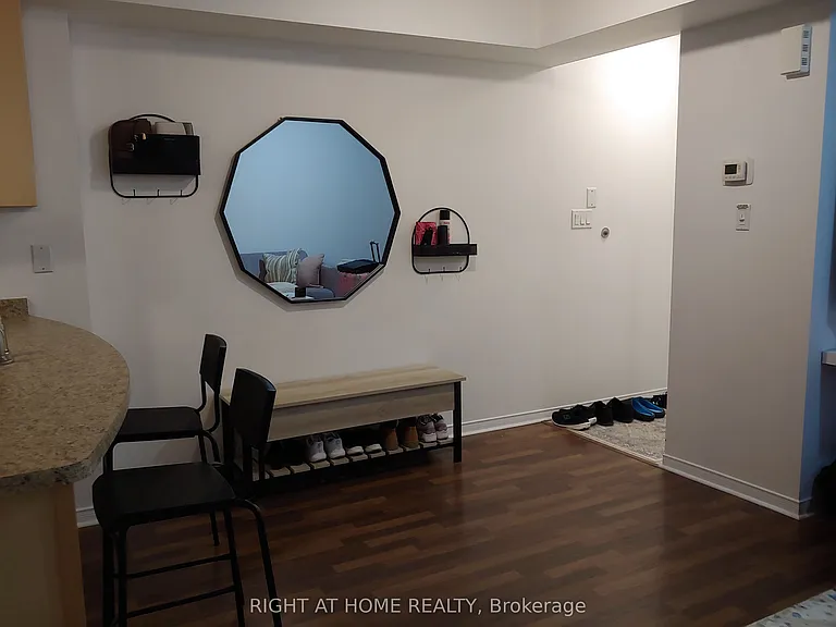 310 John St #162 — Photo 11