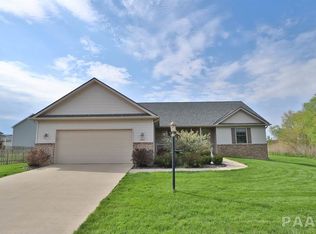 10811 N Glenfield Dr, Dunlap, IL 61525