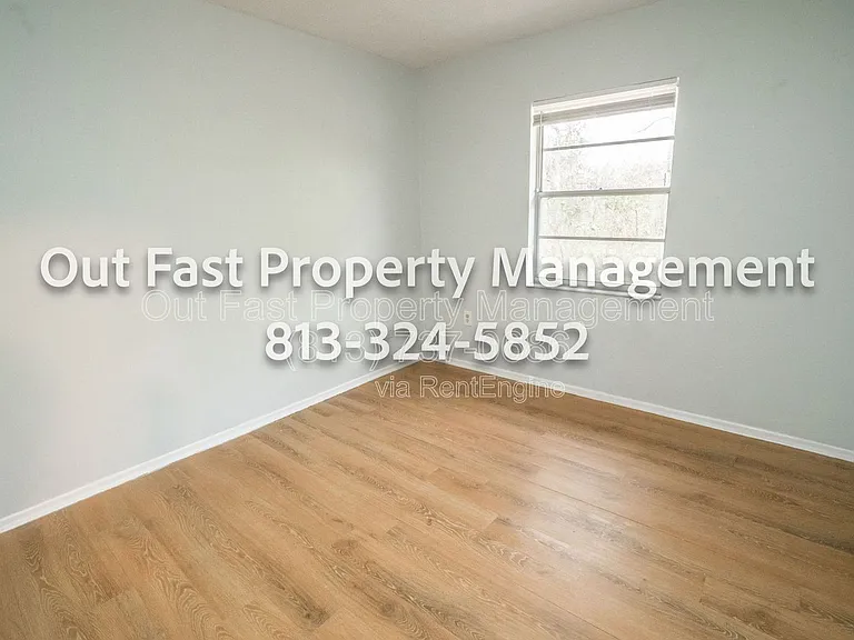 1273 Sylvia Ave — Photo 27