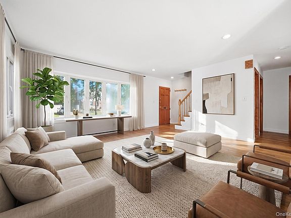3rd image of 88 Meyer Avenue
