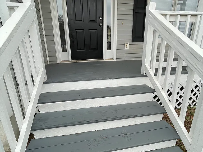 25 Cathedral Hts — Photo 3