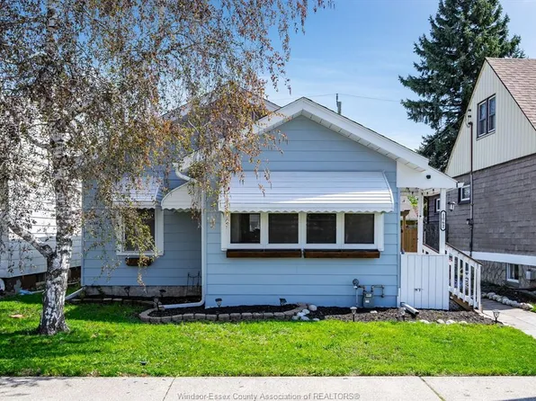 1062 Lena Ave, Windsor, ON N9C 3K4