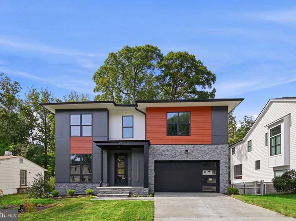 207 Patrick St SW, Vienna, VA 22180
