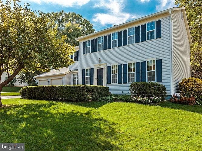 1st image of 5934 Burnside Landing Dr