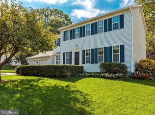 5934 Burnside Landing Dr, Burke, VA 22015