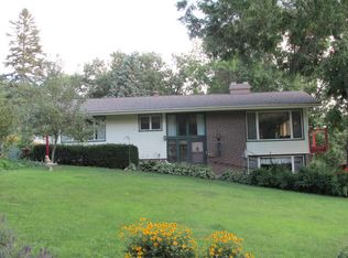 706 E Circle Rd, Denison, IA 51442