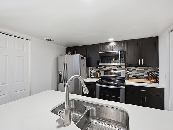 5th image of 5825 Dewberry Way