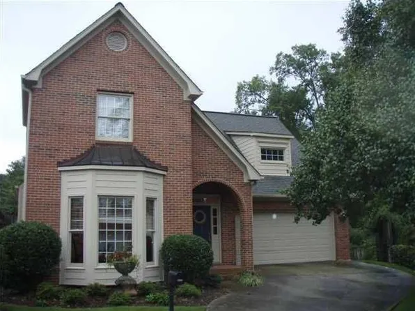 1505 Hamilton Ln, Vestavia, AL 35243