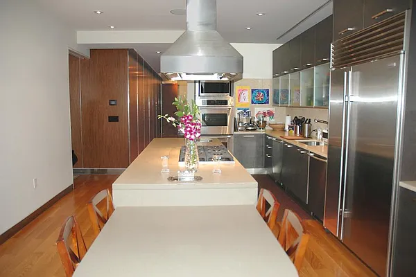 Rented by Corcoran | media 51