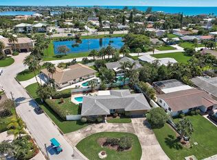 1208 Bay Dr, Belleair Beach, FL 33786