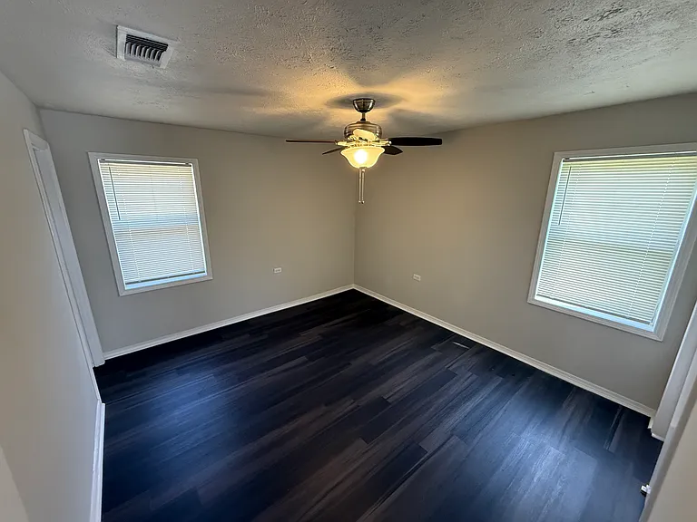 3310 William Tell Dr — Photo 6