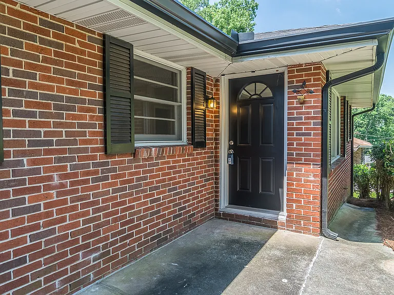 3149 Gay Dr — Photo 32