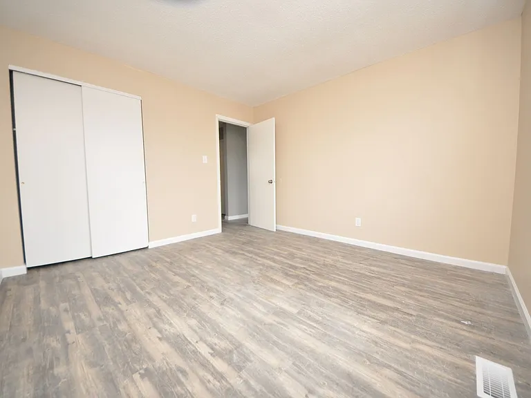 26 Westwood Dr — Photo 10