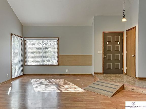 4th image of 9805 S 24th St