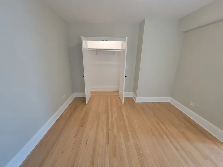 6416 N Richmond St #1B — Photo 13