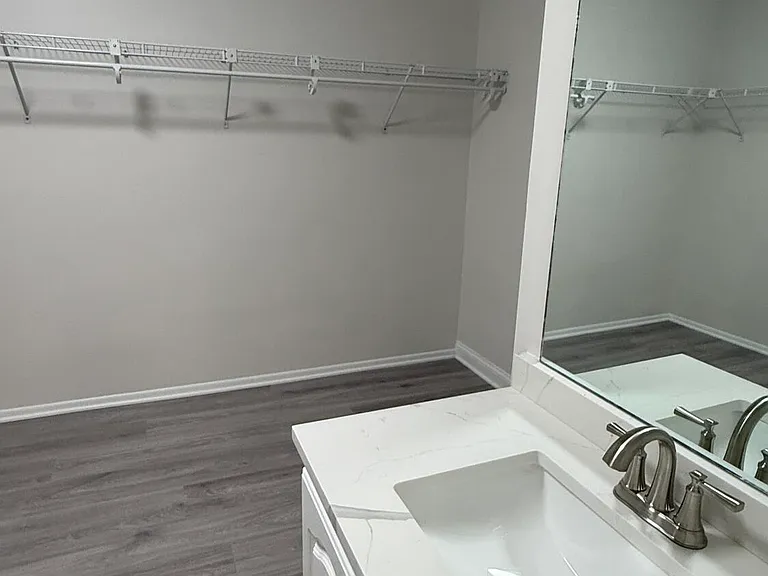 4755 NE 23rd Ave — Photo 15