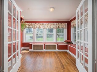 135 Ridgedale Ave, Florham Park, NJ 07932