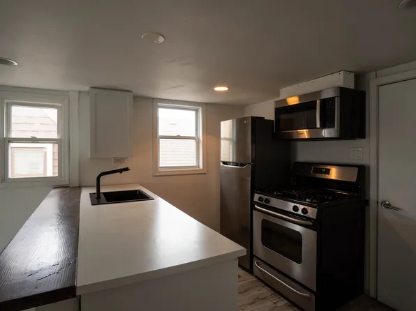 2324 N 74th Ct, Elmwood Park, IL 60707