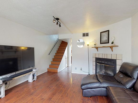 2nd image of 3301 Monroe St NE Unit L122