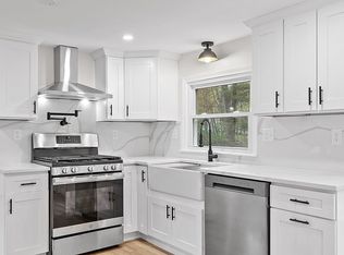 31 Pine Hill Rd, Chelmsford, MA 01824