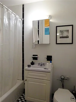 Rented by DSA Realty | media 28