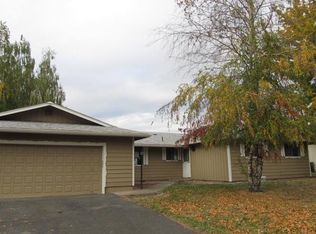 874 Lark Ellen Way, Grants Pass, OR 97527