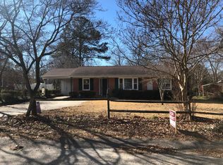5209 Palmetto Ln, Fayetteville, NC 28304